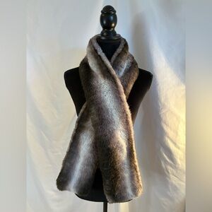 Black, gray & white faux fur scarf, old money, luxury, fancy, glam, cozy, warm